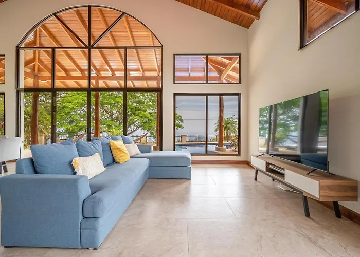 Luxe Ocean-view Hideaway In Carrillo * Buenos Aires (Guanacaste)