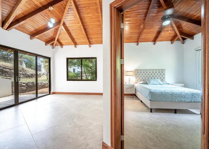 Luxe Ocean-view Hideaway In Carrillo Hébergement de vacances Buenos Aires (Guanacaste)